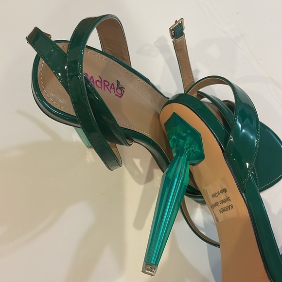 Shoes - Picture 3 of 4